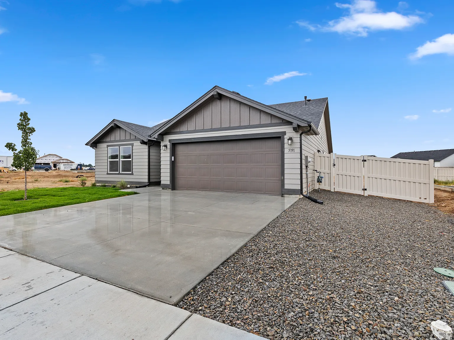 3 bed, 1408 sqft, $2,175 — Photo 3