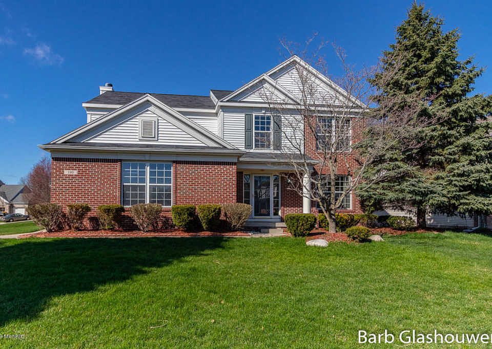 1st image of 180 Langlois Dr SE