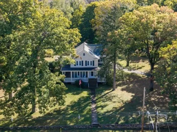 93 Kenvil Ave, Roxbury Twp., NJ 07847