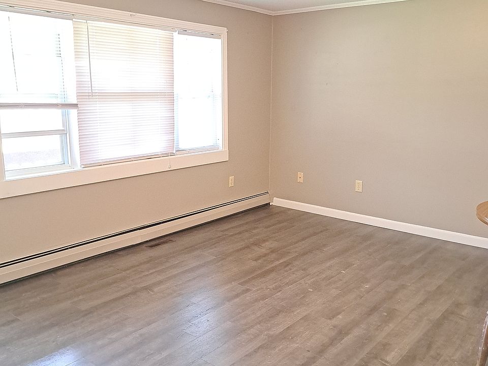 1st image of 59 Couture St #2