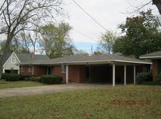 630 Commerce St, West Point, MS 39773
