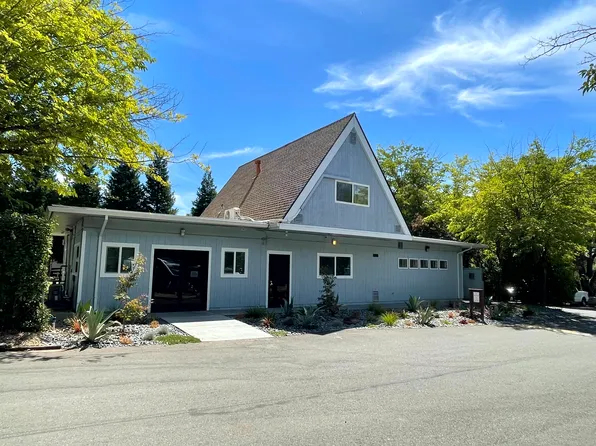 Loomis RV Park, 3945 Taylor Rd #A, Loomis, CA 95650