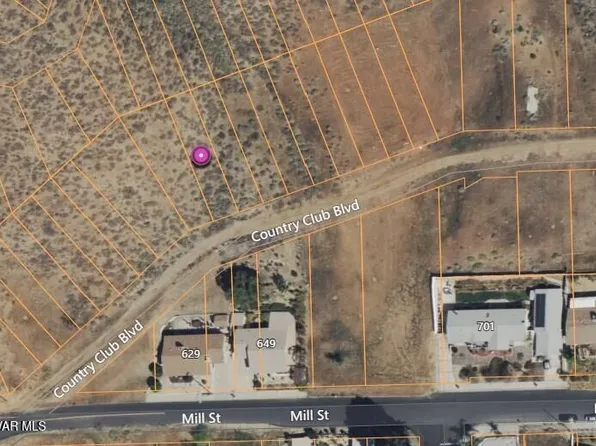 Country Club Blvd, Lake Elsinore, CA 92530