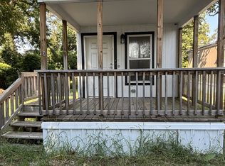 245 SE 29th St #10, Topeka, KS 66605