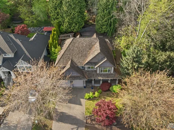 35823 Graystone Dr, Abbotsford, BC V3G 1K7