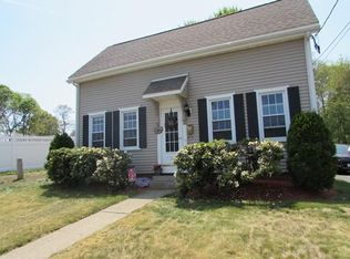 15 Old Market St, Rockland, MA 02370
