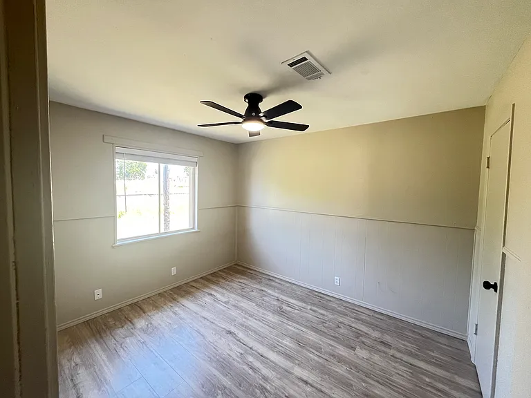 207 N Winchester Way #3 — Photo 7
