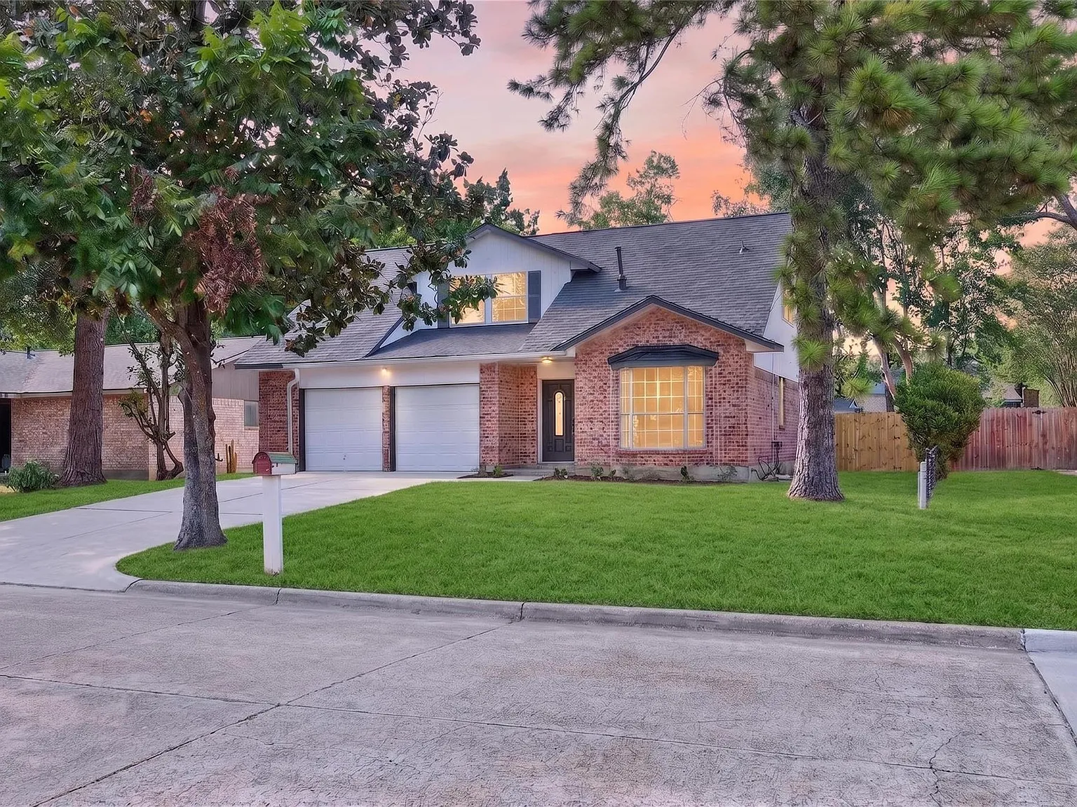 4 bed, 2.5 bath, 1588 sqft, $1,850 — Photo 4