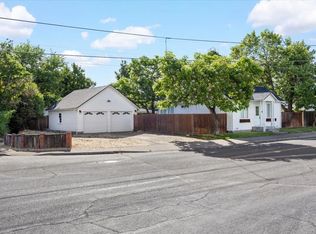 3124 NW Merriman Rd, Medford, OR 97501