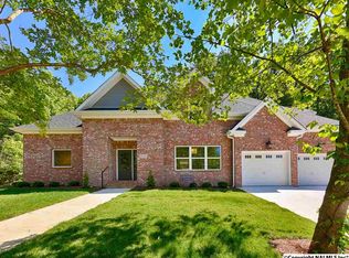 2747 Box Canyon Rd, Huntsville, AL 35803