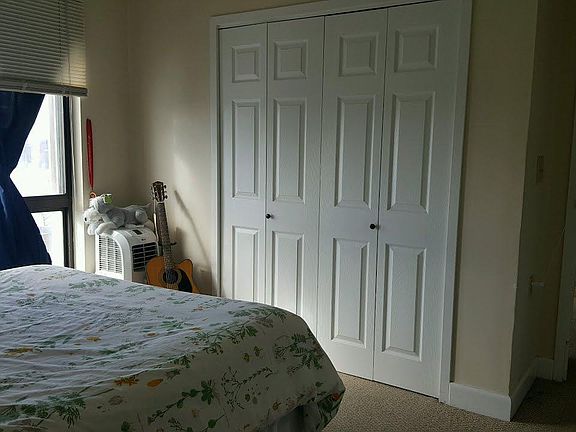 4th image of 60 Strawberry Hill Ave Unit 717