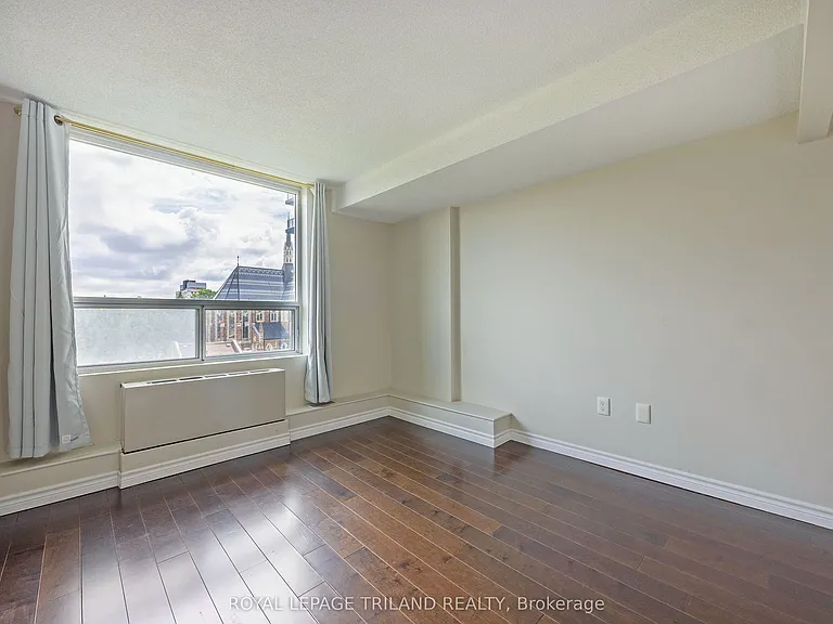 155 Kent St #606 — Photo 23