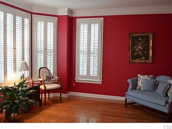 4th image of 103 Woodmark Ct
