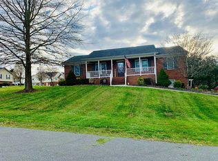 113 Old Walnut Ln, Lexington, NC 27295