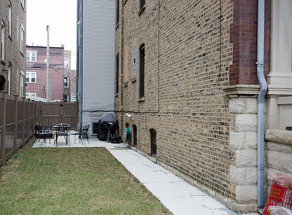 2nd image of 3701 N Lakewood Ave #3