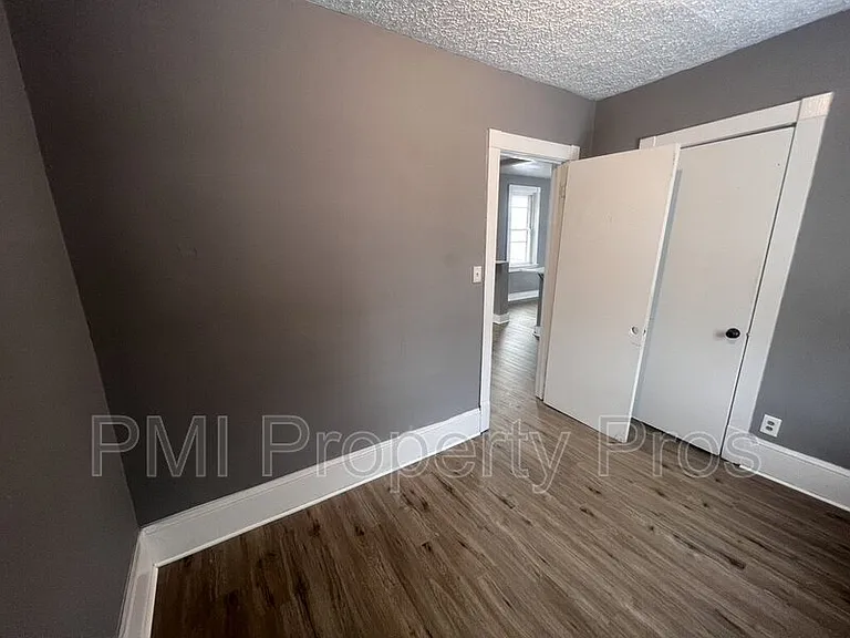 2945 N 23rd St — Photo 46