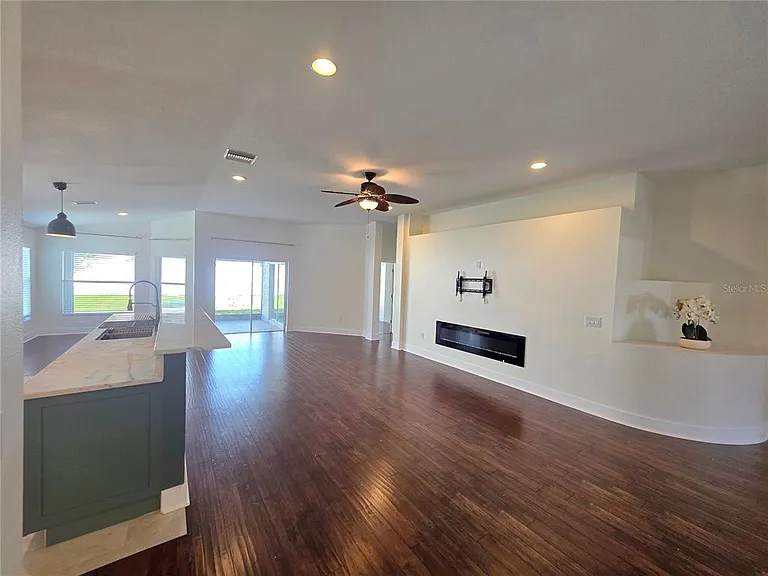 730 Straw Lake Dr — Photo 15