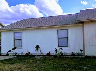 8914 Ivey Rd, Jacksonville, FL 32216