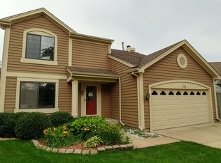 198 Seneca Trl, Bloomingdale, IL 60108