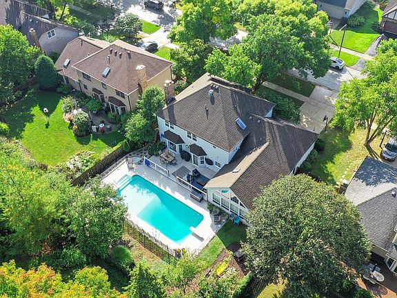 2nd image of 289 Winding Creek Dr