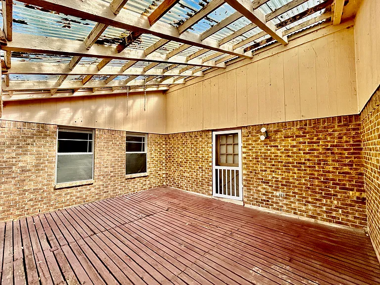 3239 Red Robin Loop — Photo 8
