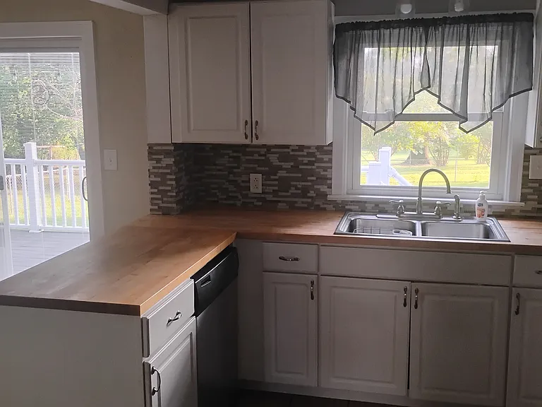 1744 Luce St — Photo 9