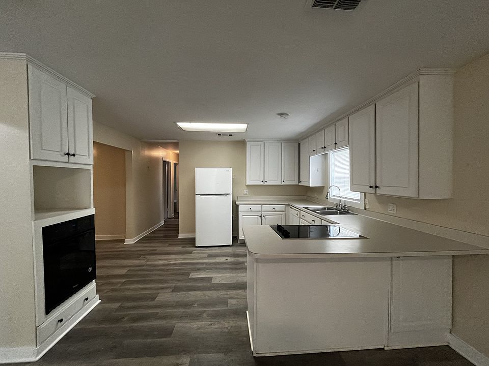 1st image of 1717 26th St