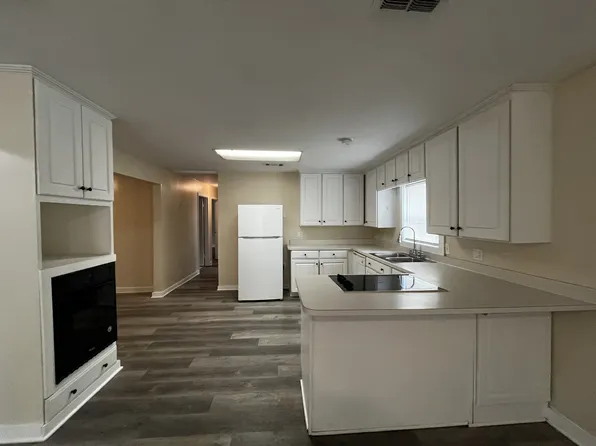 1717 26th St, Niceville, FL 32578