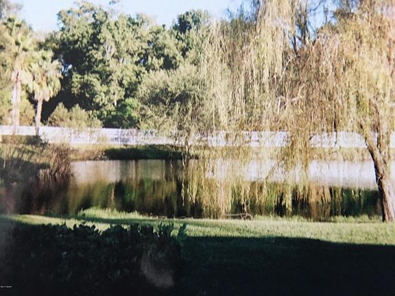 4th image of 404 Arnold Dr