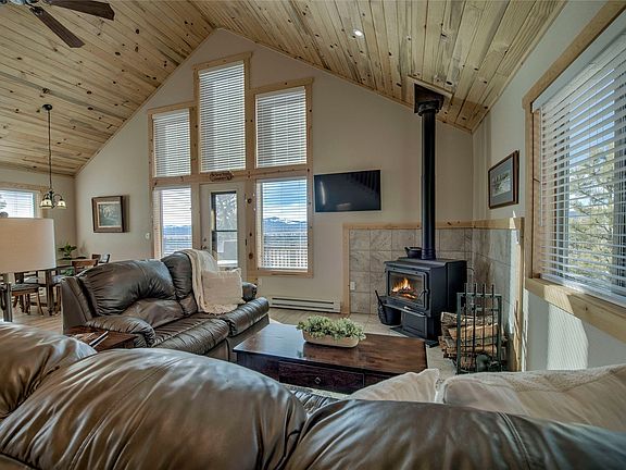 2nd image of 273 Ridge Rd