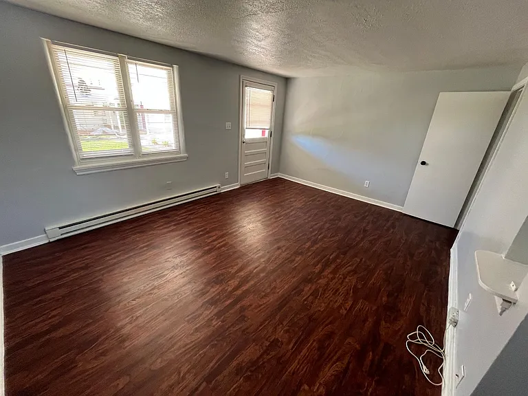 3202 McArthur Dr — Photo 17