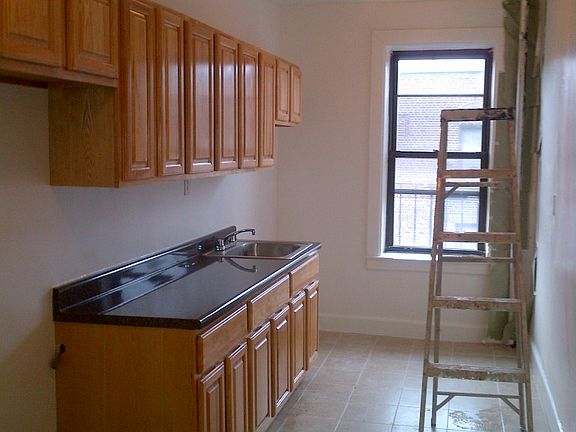 4th image of 199 Linden Blvd APT F16