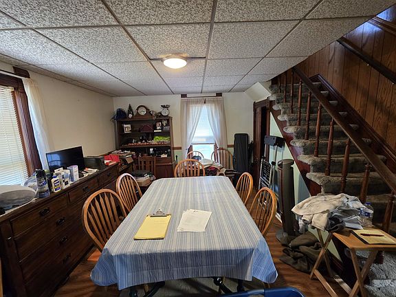 4th image of 307 Fairpont Ave