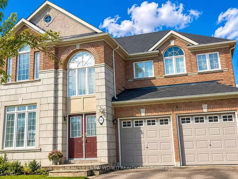 118 Gemini Cres — Photo 1