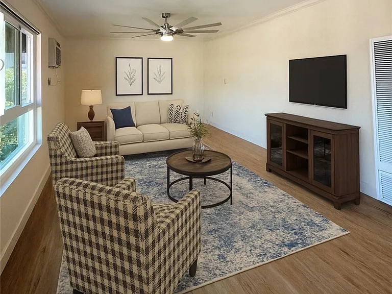 2266 Cazador Dr — Photo 3