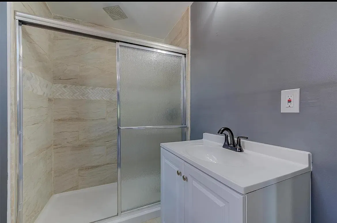 2 bed, 756 sqft, $1,150 — Photo 4