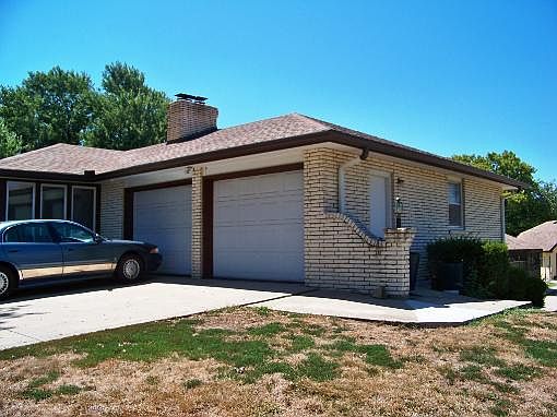 5th image of 4440 N 93rd St
