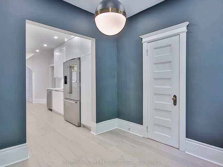 639 Broadview Ave #MAIN FL — Photo 27
