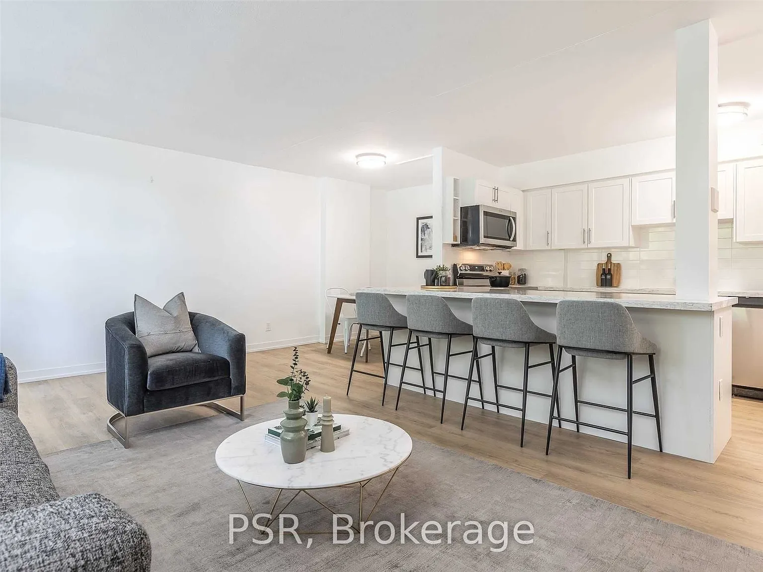 2 bed, $2,675 — Photo 4