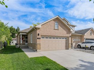 139 Reiber Ct, Waterloo, ON N2L 6M9