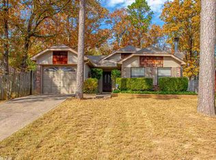 39 Oak Forest Pl, Maumelle, AR 72113
