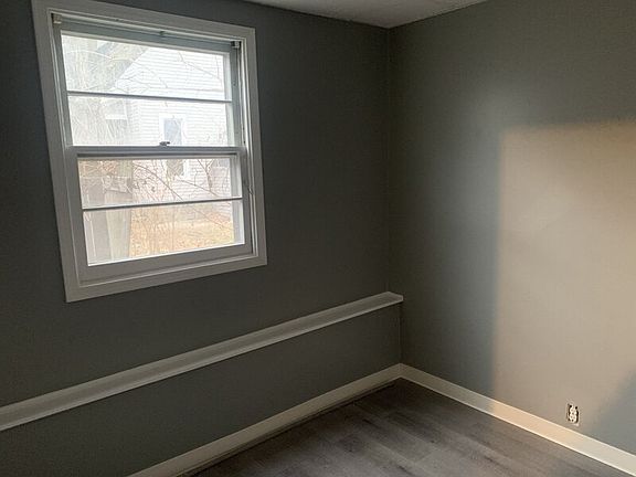 4th image of 616 Sibley St NW APT 3