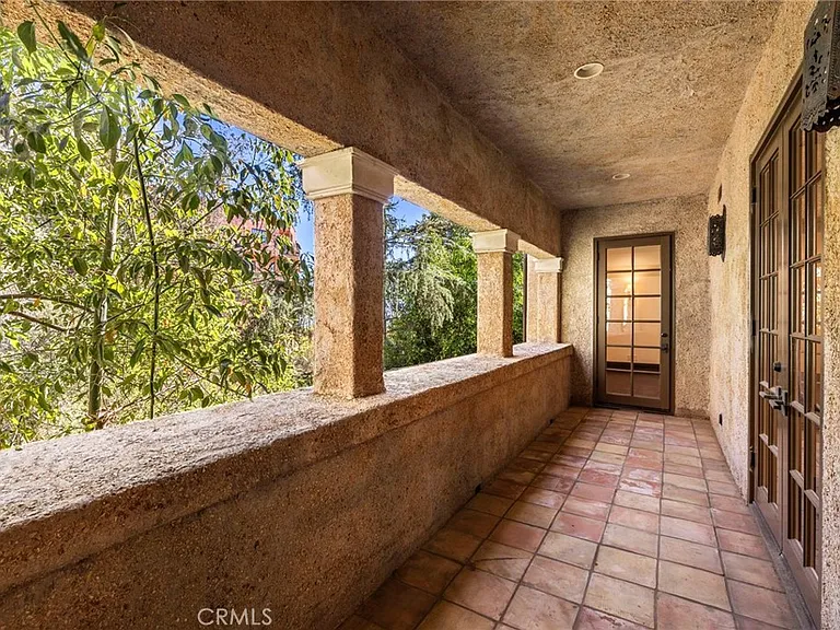 1316 Beverly Grove Pl — Photo 40