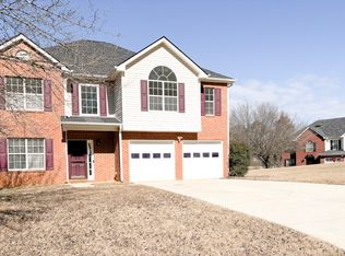 3382 Rockmill Dr, Ellenwood, GA 30294