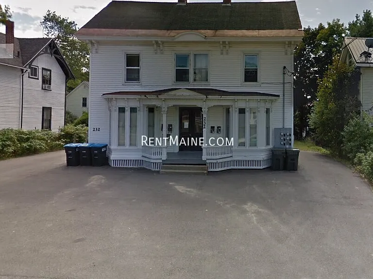 232 Center St #3 — Photo 1