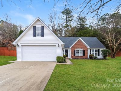 124 Autumn Woods Blvd, Mount Holly, NC, 28120