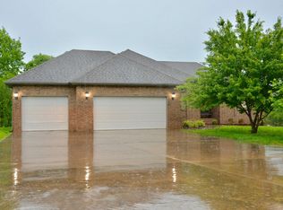 1951 S High Rdg, Nixa, MO 65714