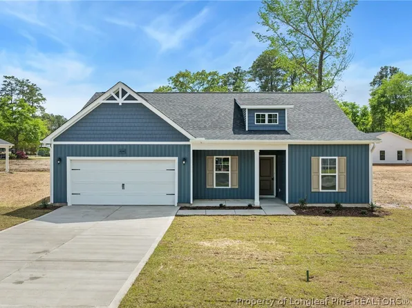 4044 Lofton St, Wade, NC 28395