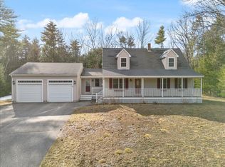 69 Brookwood Dr, Gorham, ME 04038
