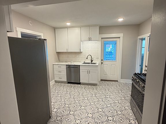 5th image of 420 Osage St #2